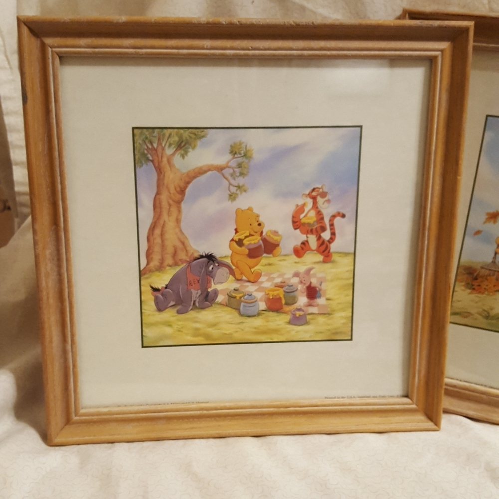 Set of 2 Winnie the Pooh Framed Prints - Picture 2 of 6